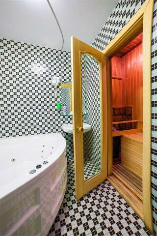 Мини-отель Керчь Томск Люкс-4